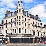 The New Alexandra Hotel